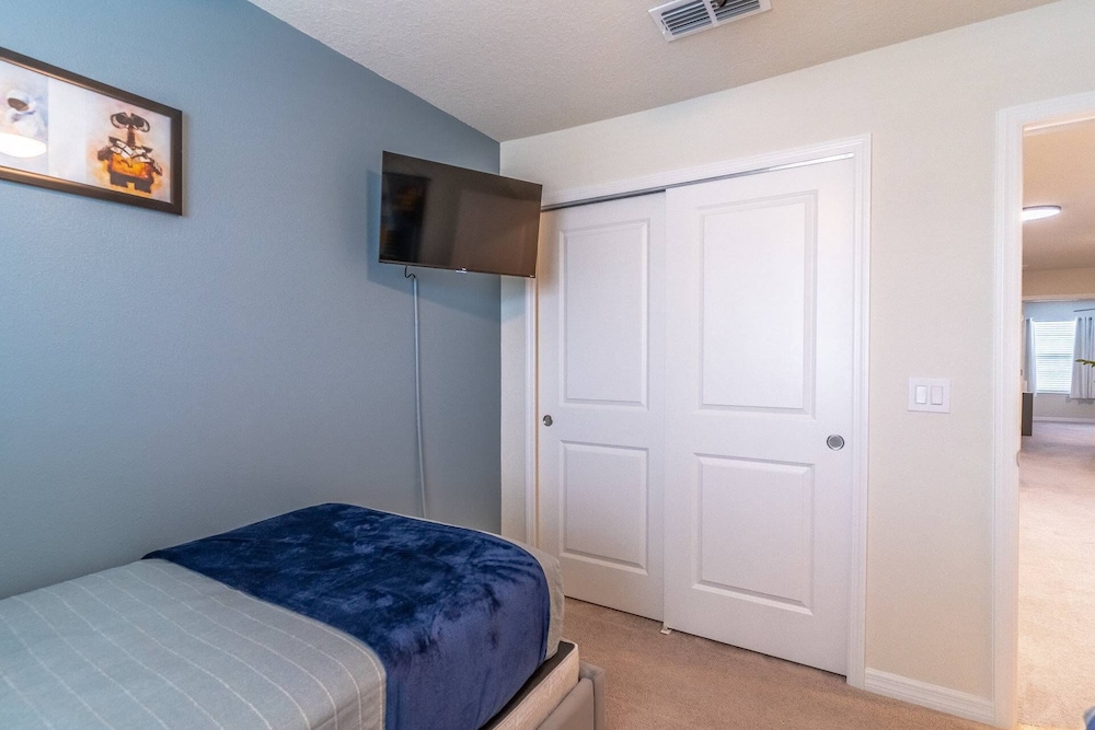 4014 Windsor Island