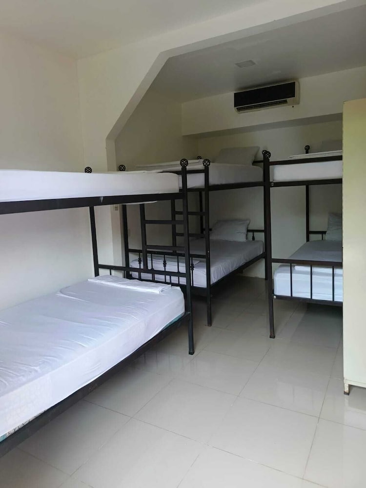 Arenal Hostel Resort