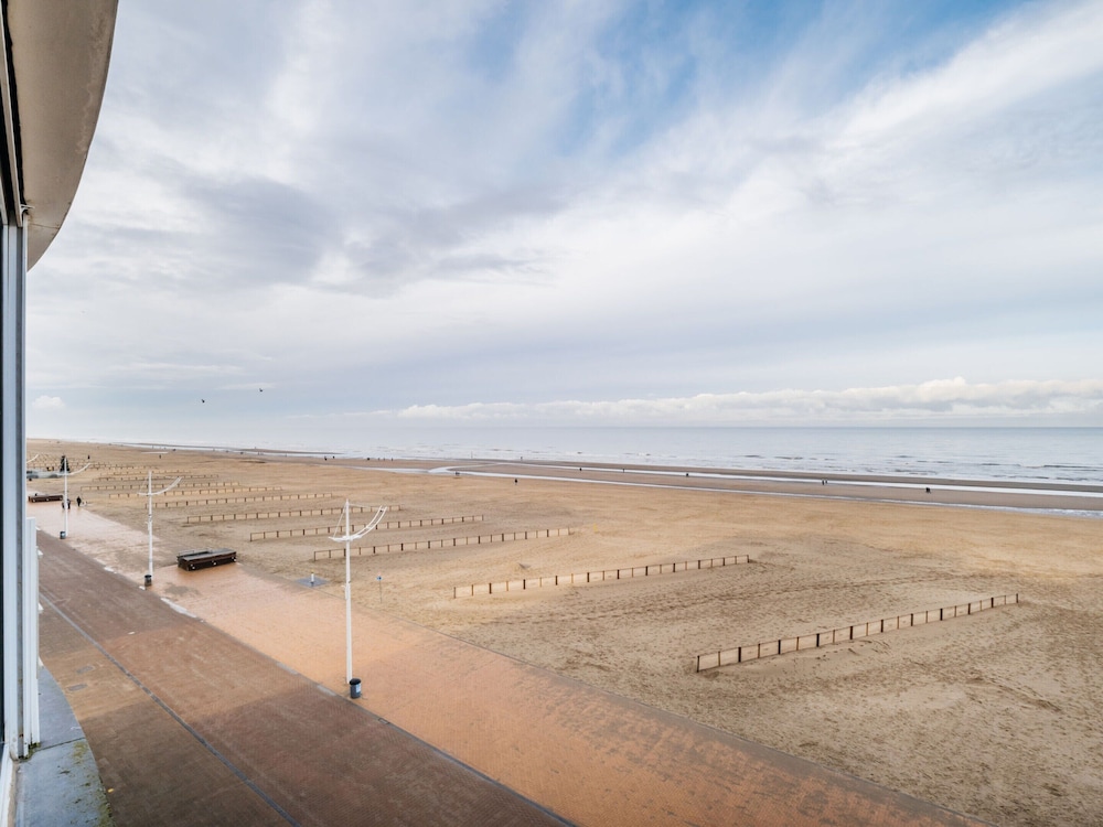Apartment in Belgium Near St-andre Dunes