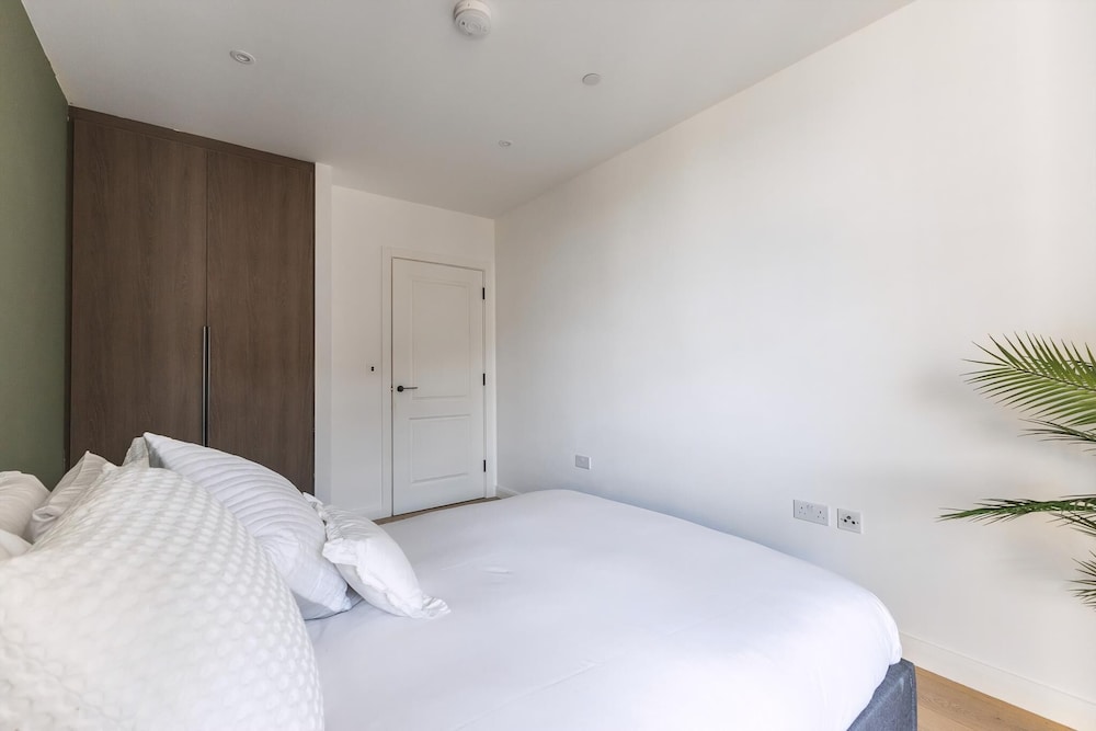 Stylish Hackney Wick Apartment With Terrace