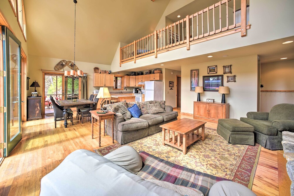 Adirondack Oasis: Lake House w/ Dock + Deck!