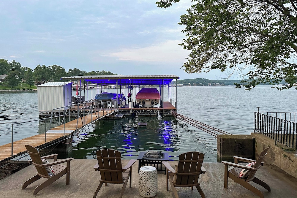 Sunrise Beach Lake House w/ Water Views & Dock!