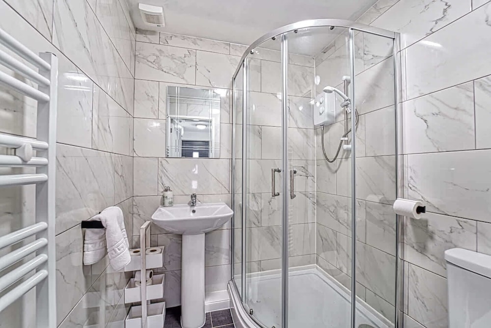 Host Stay Rose Cottage