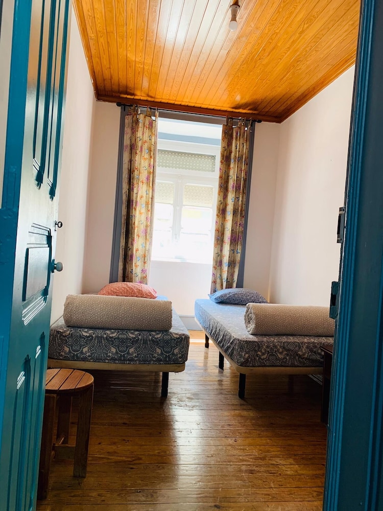 Lisboa Parque Guest House