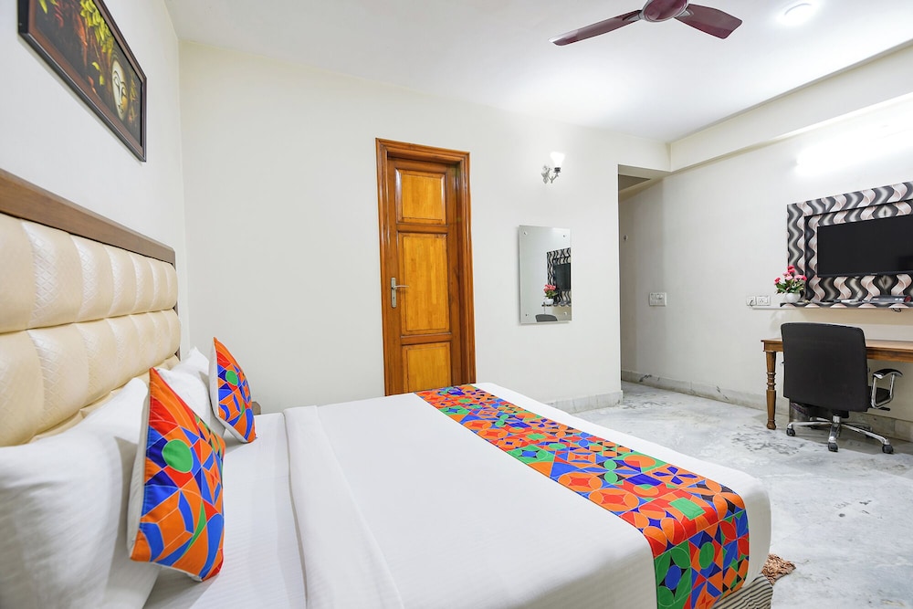 Fabhotel Akashneem
