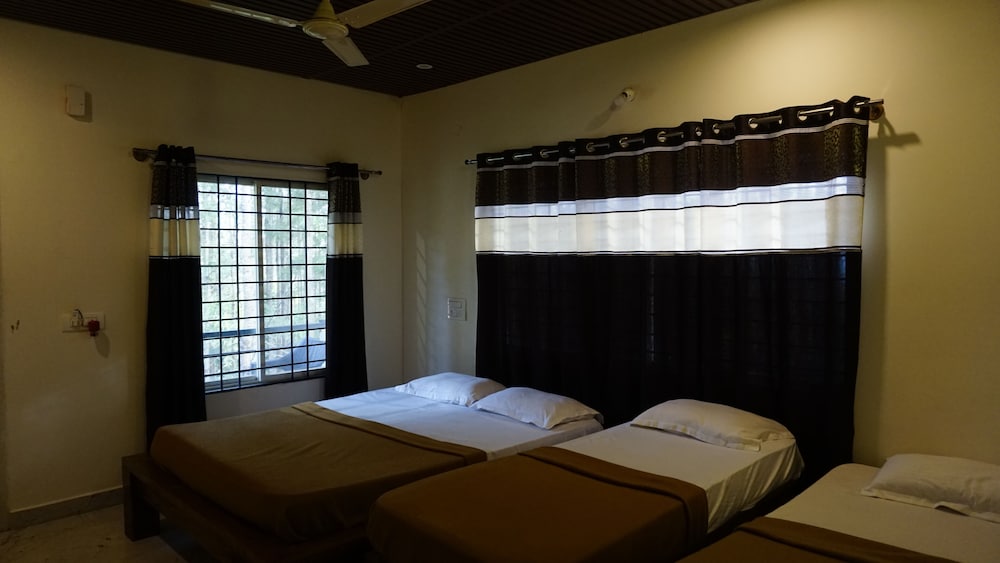 RAJ VILLAS