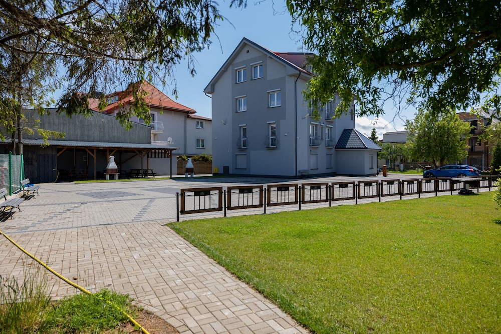 Photo 29