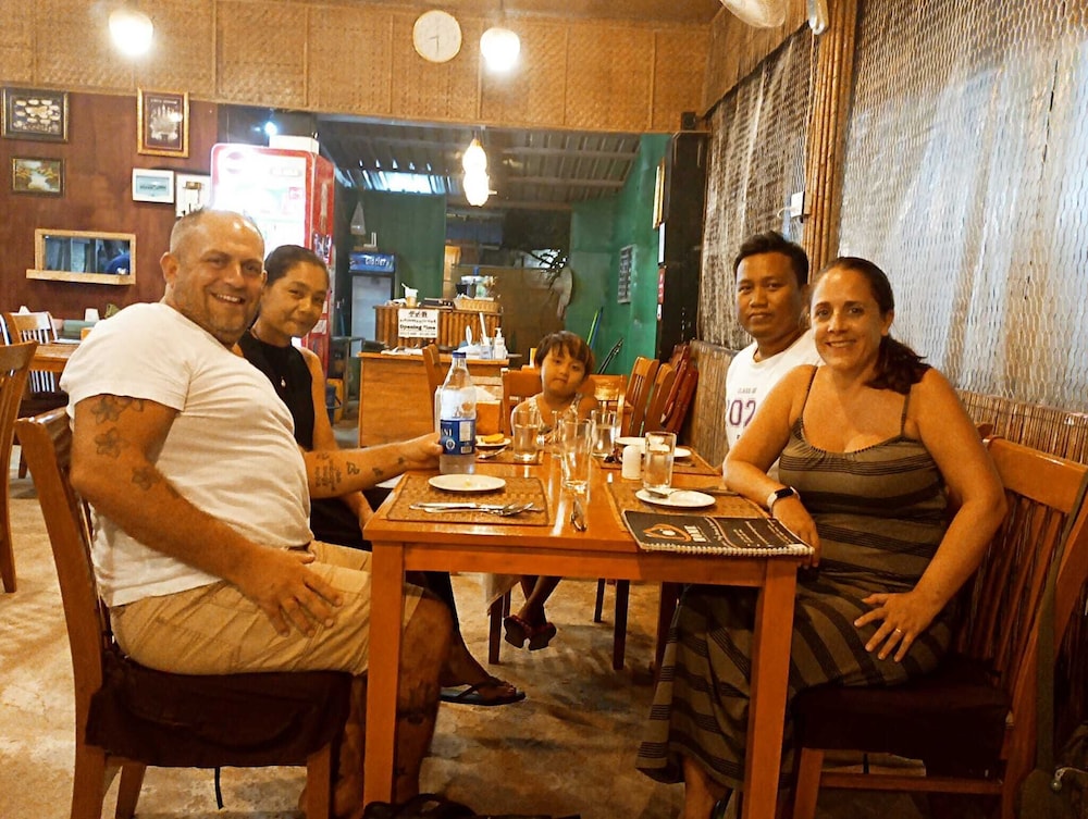 Dream House Guest House & Restaurant