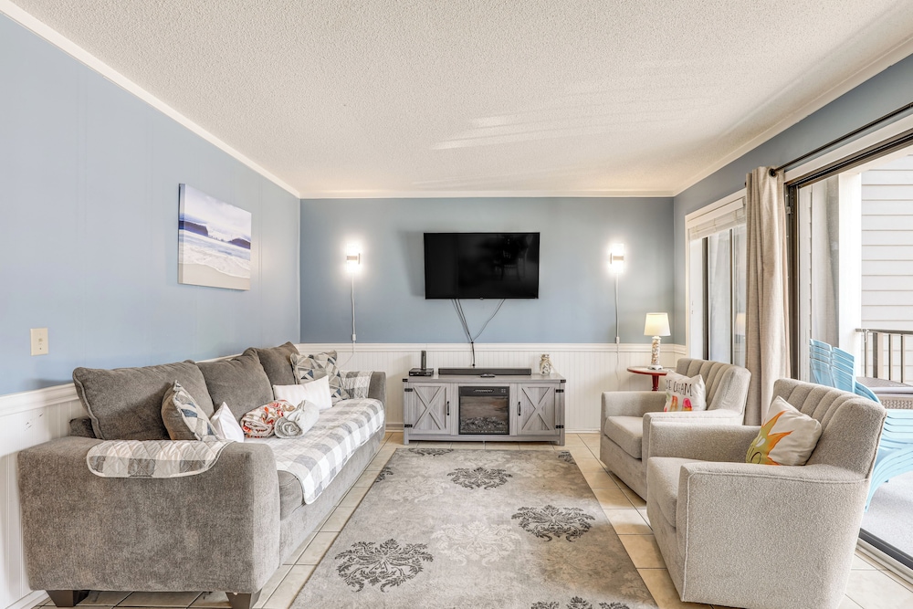 Steps to Shore: Family Retreat in Myrtle Beach