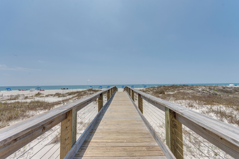 Walk to Orange Beach: Family Condo w/ Patio