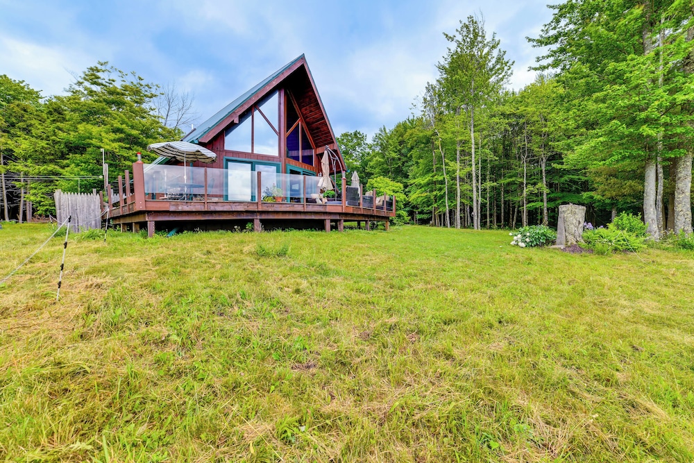 Secluded Oxford Cabin on 75 Acres: Sunset Views! view 5