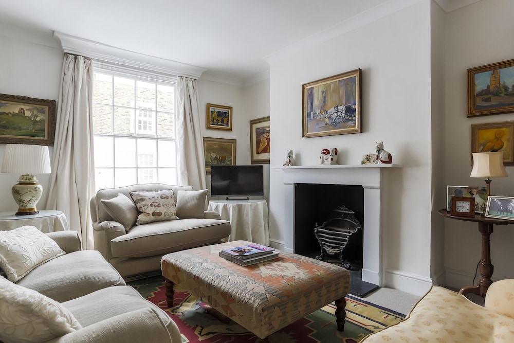 First Street II by Onefinestay