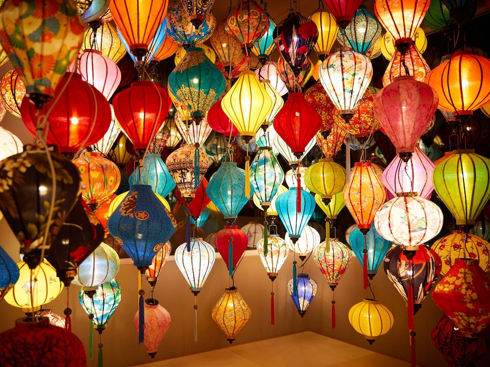 ADAN RESORT -LANTERN-