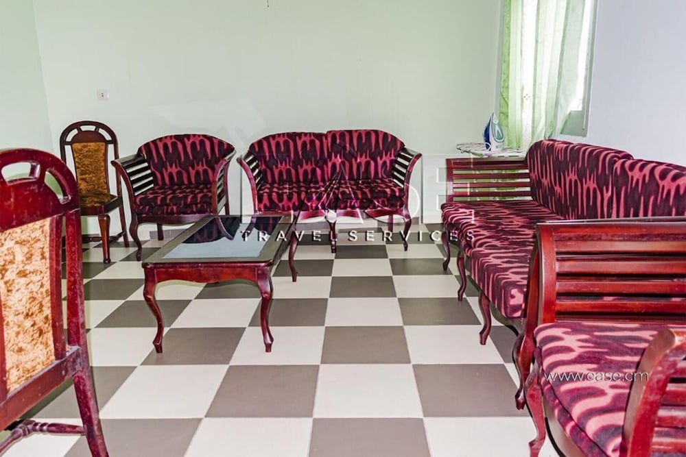 Stoning 3-bed Apartment by the Beach in Kribi