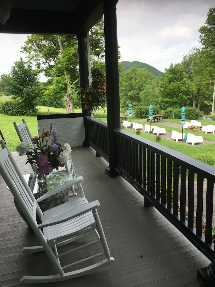 The Inn At Warm Springs