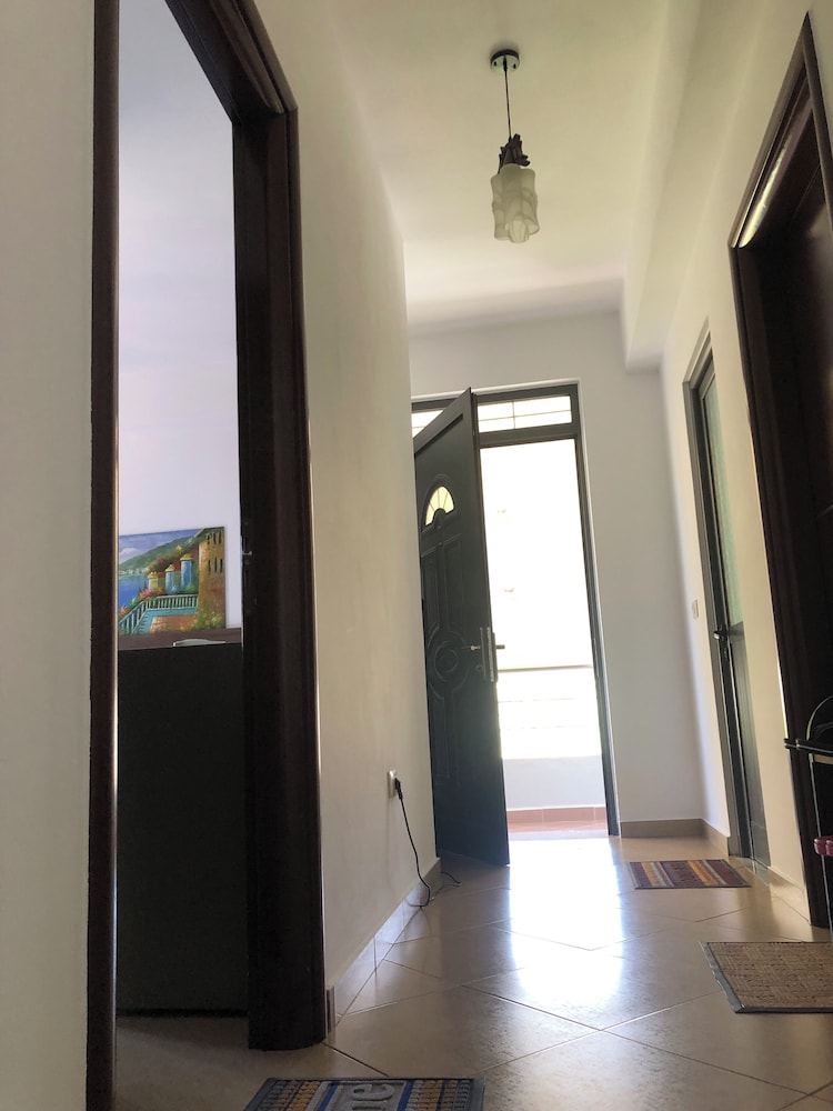 Monas Guesthouse