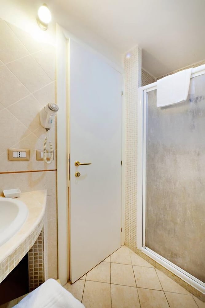 Ottaviano Vatican Luxury