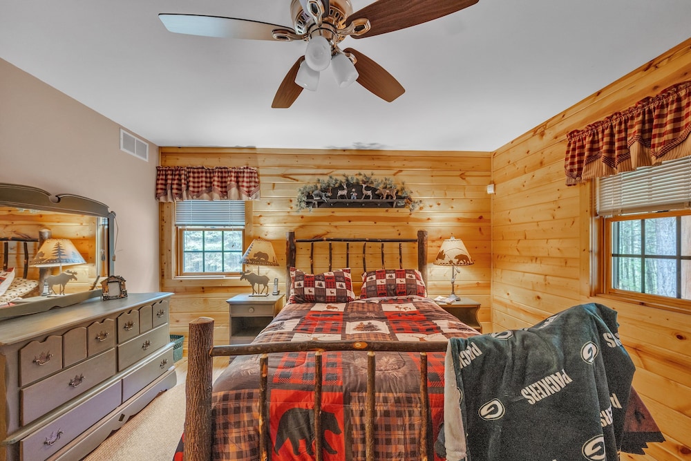 Woodlands Cabin Retreat In Oxford 2 Bedroom Cabin