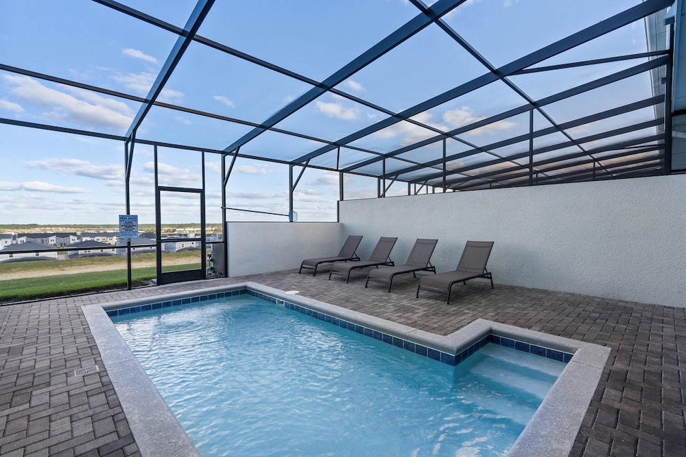 627 Jasmine Lane