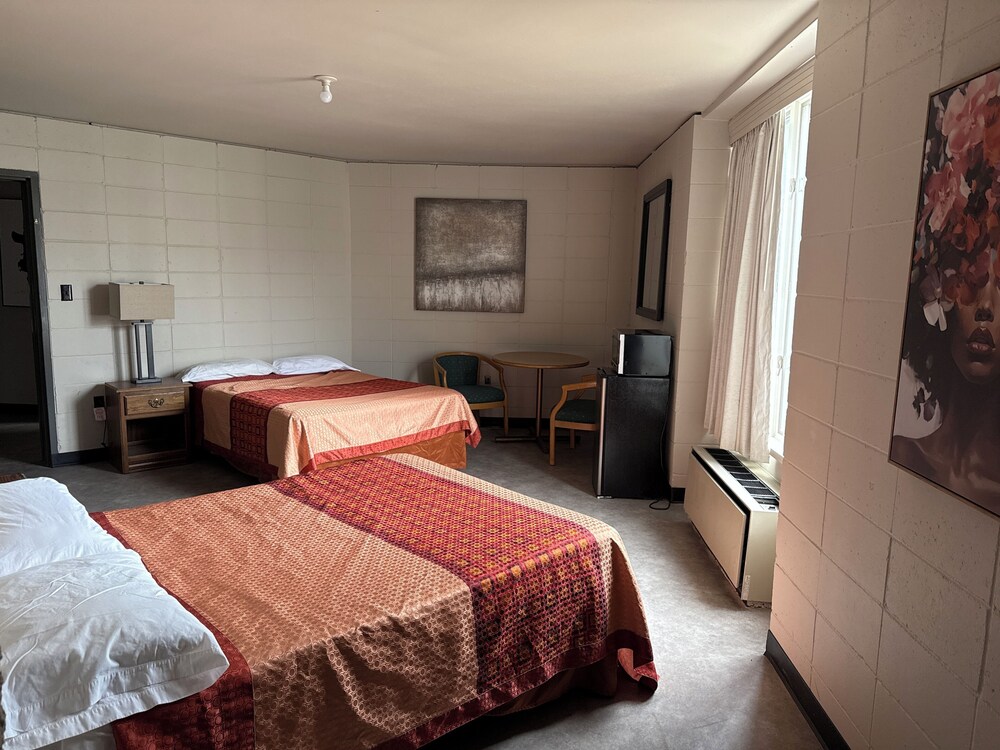 Smartwood Inn