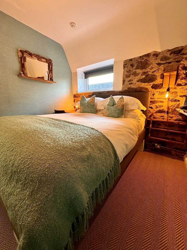 Brightham House Boutique Bed & Breakfast view 4