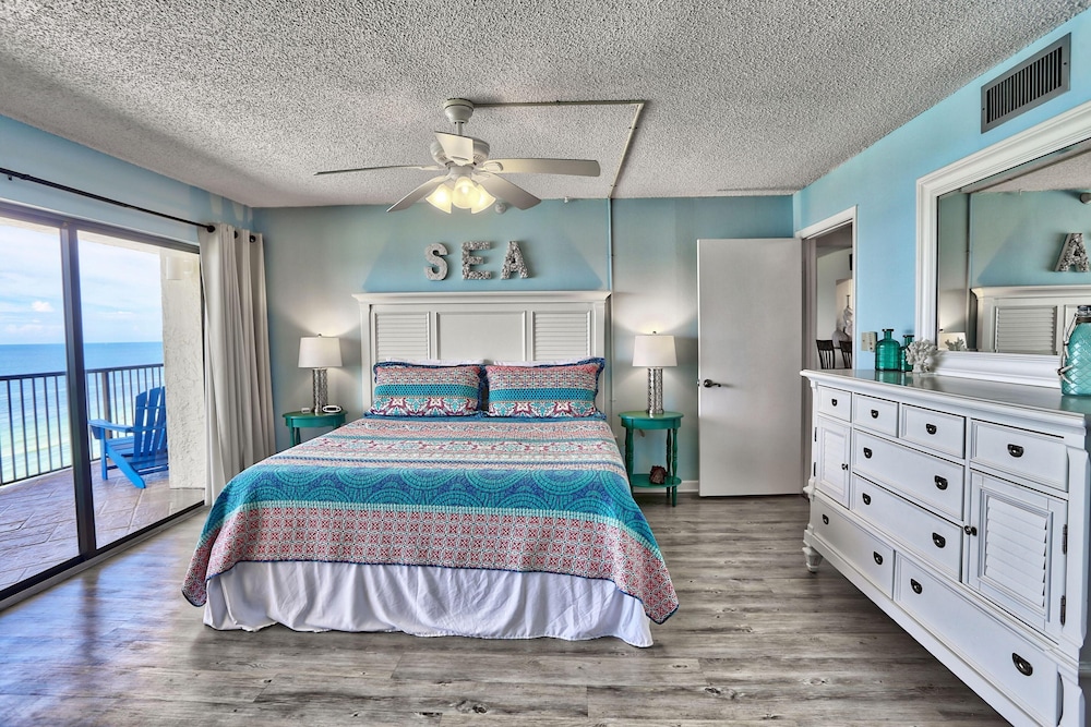 Ocean Sands 1-1002