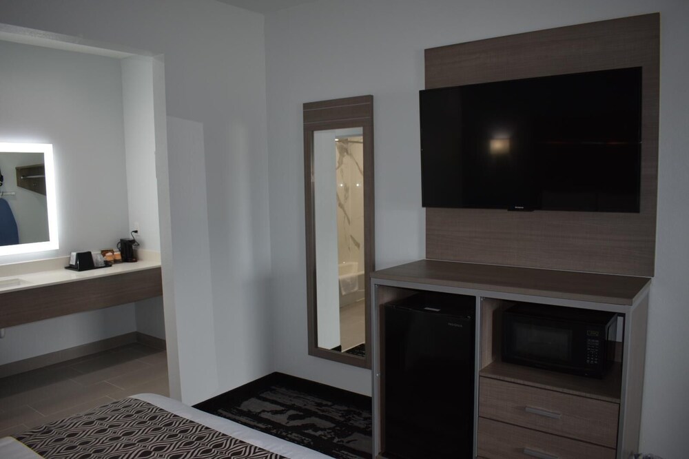 Photo 12