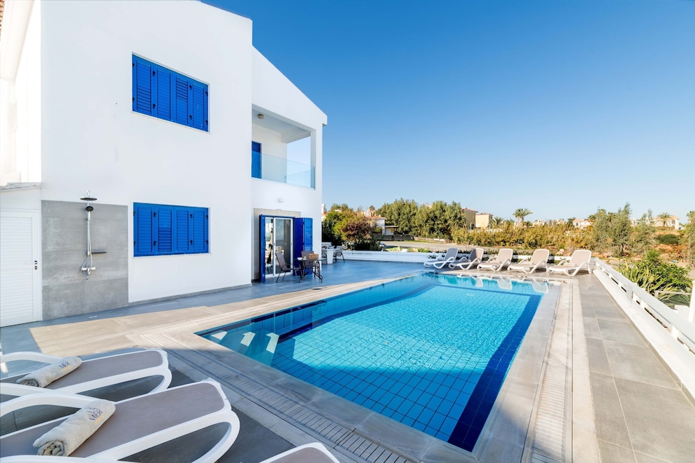 Villa Malamar in Protaras