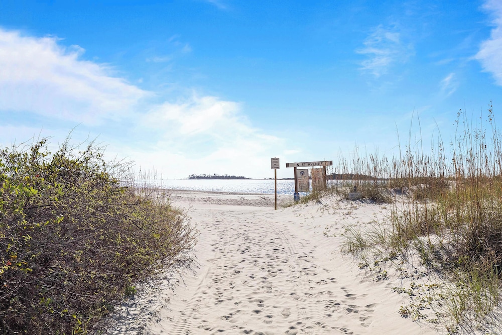 Cake by the Ocean Tybee Vacation Rentals