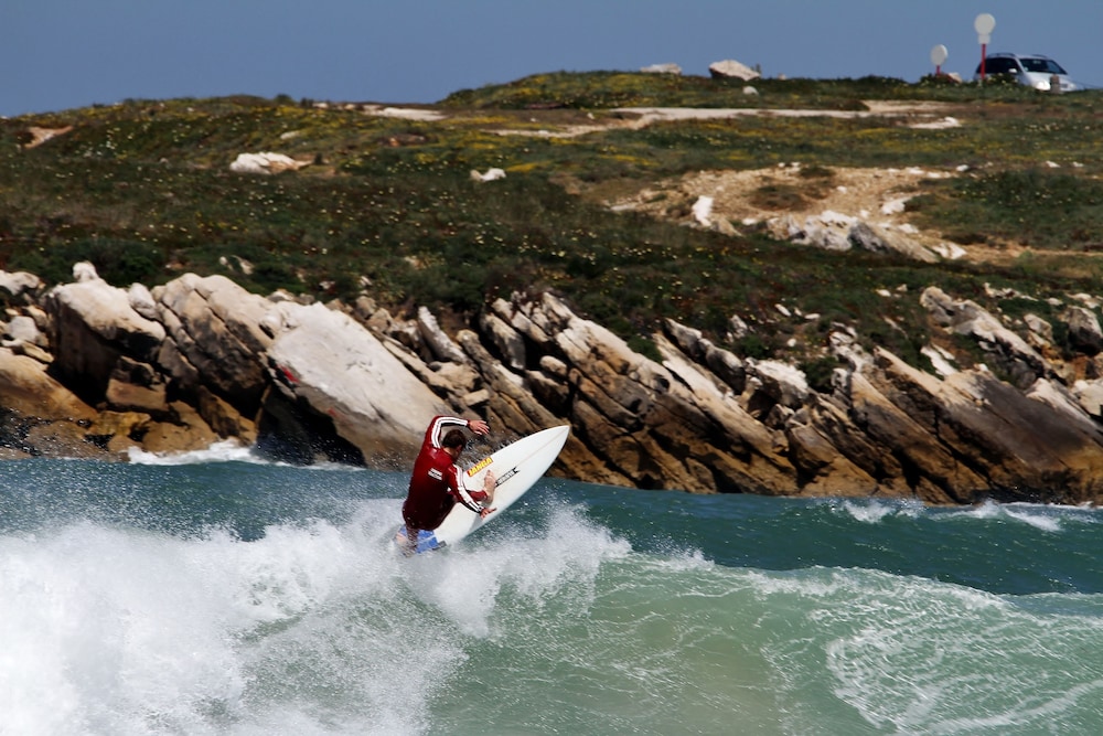 Peniche Surf Lodge - Hostel