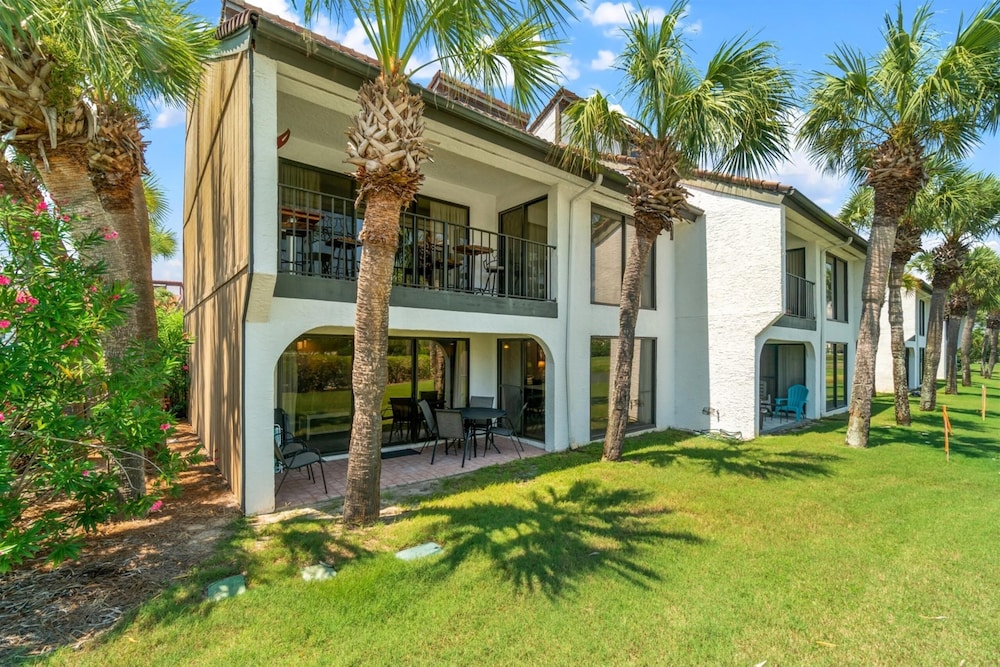 Edgewater Villa 1507 view 4