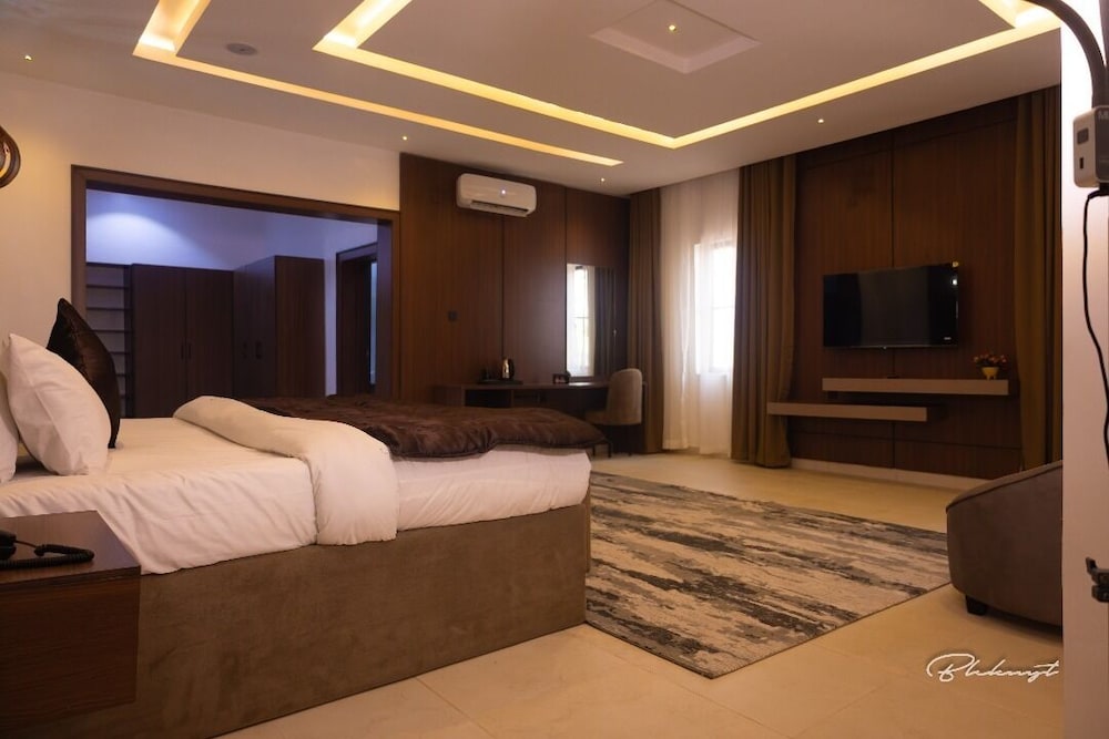 Davmich Hotel