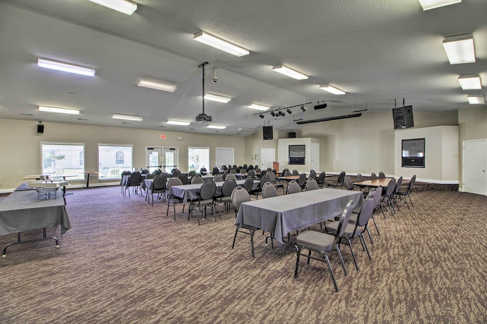 meeting & event spaces