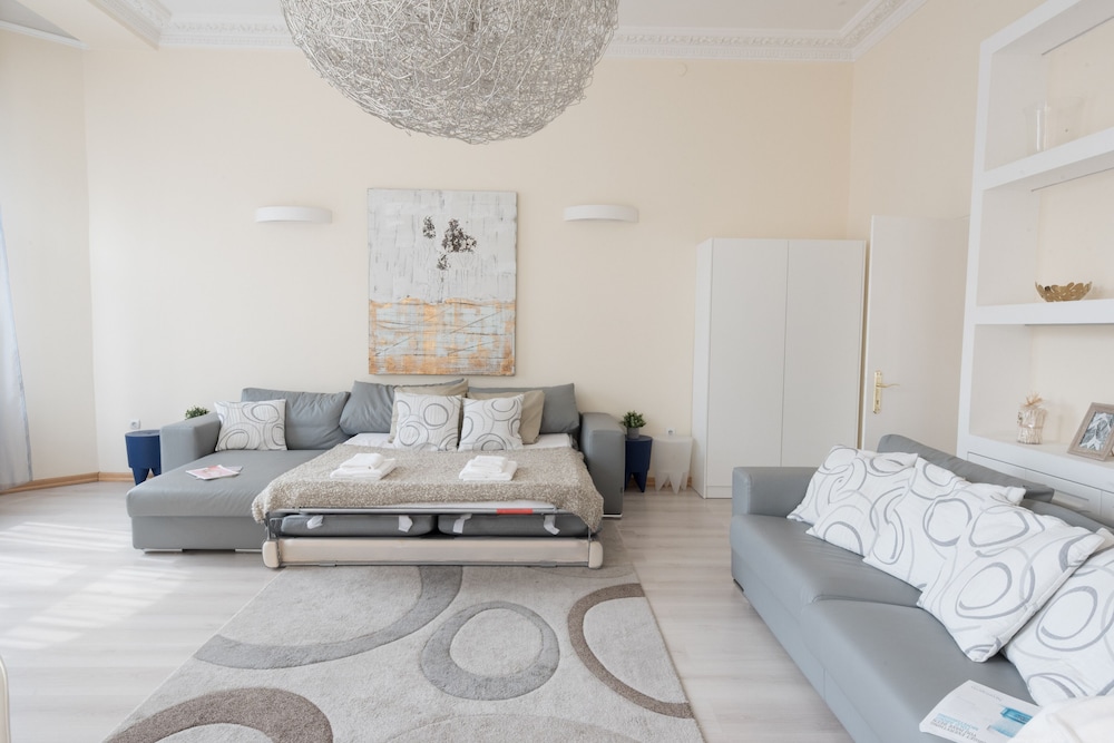 Budapest Easy Flat - Basilica Lux