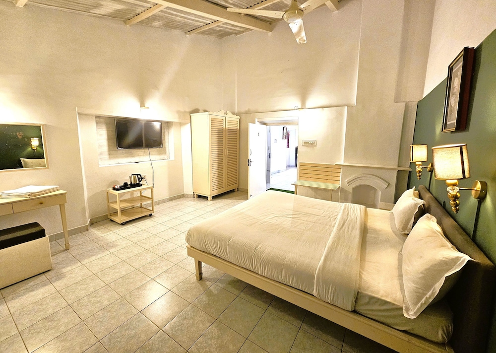 iSTAYS The Colonial Villa Yercaud