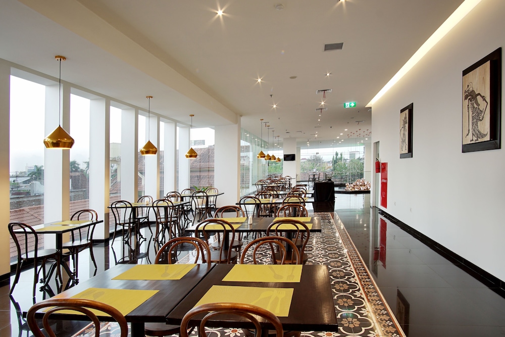 Malioboro Prime Hotel 16
