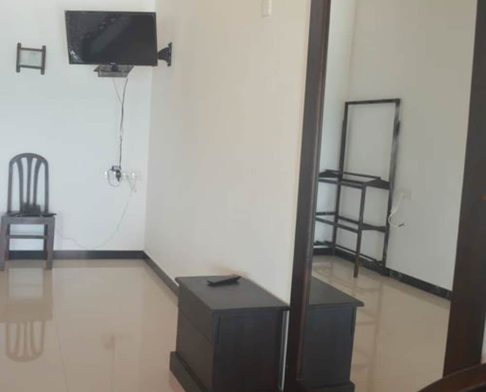 Gayana Guest House