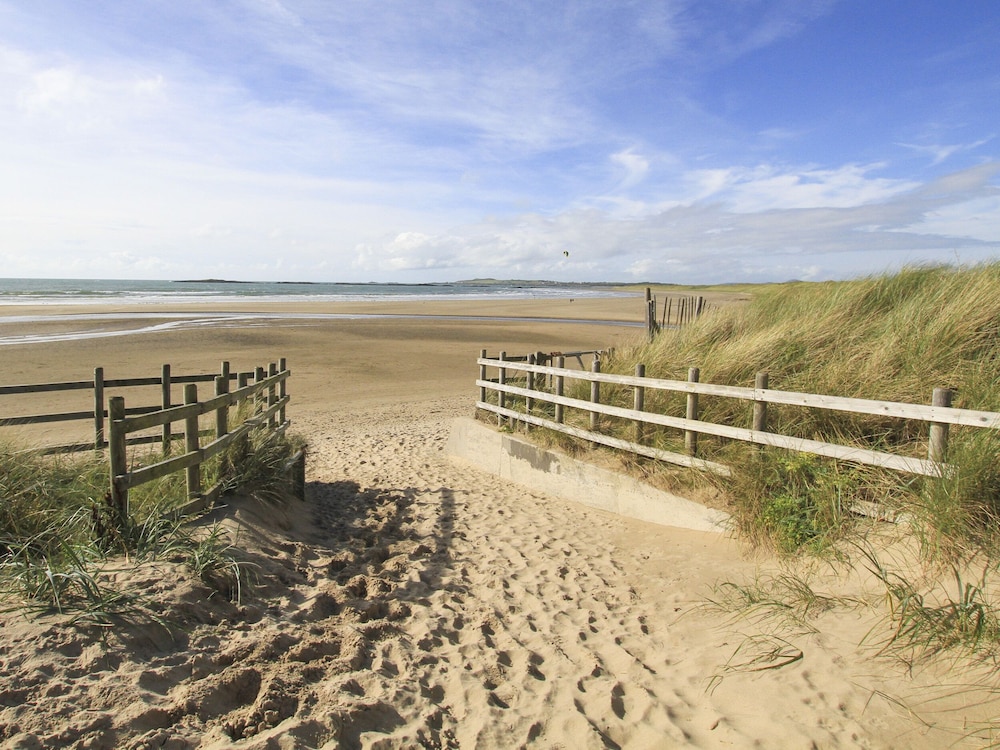 4 Pen Llanw Tides Reach