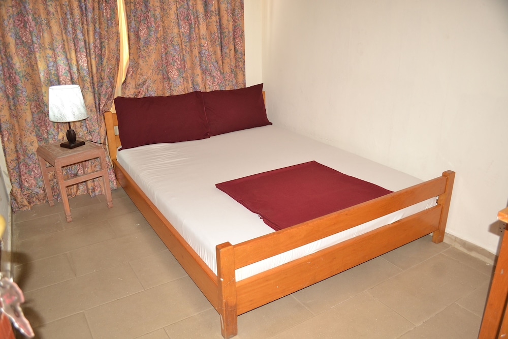 Pink Hostel