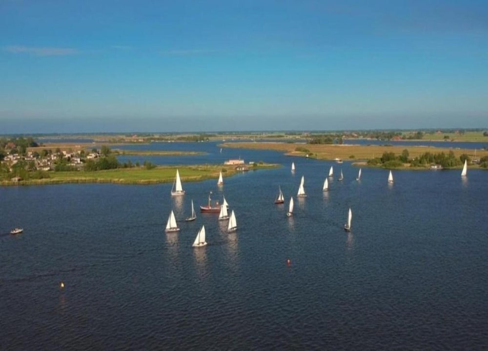 Holiday Home in Yn e Lijte With Water Sports