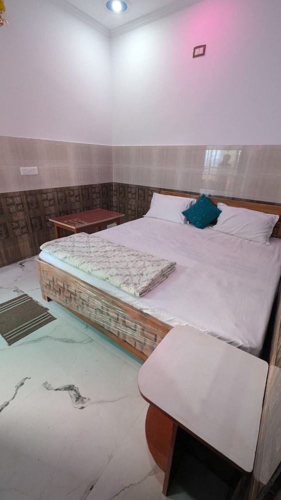 Goroomgo venture Inn Puri