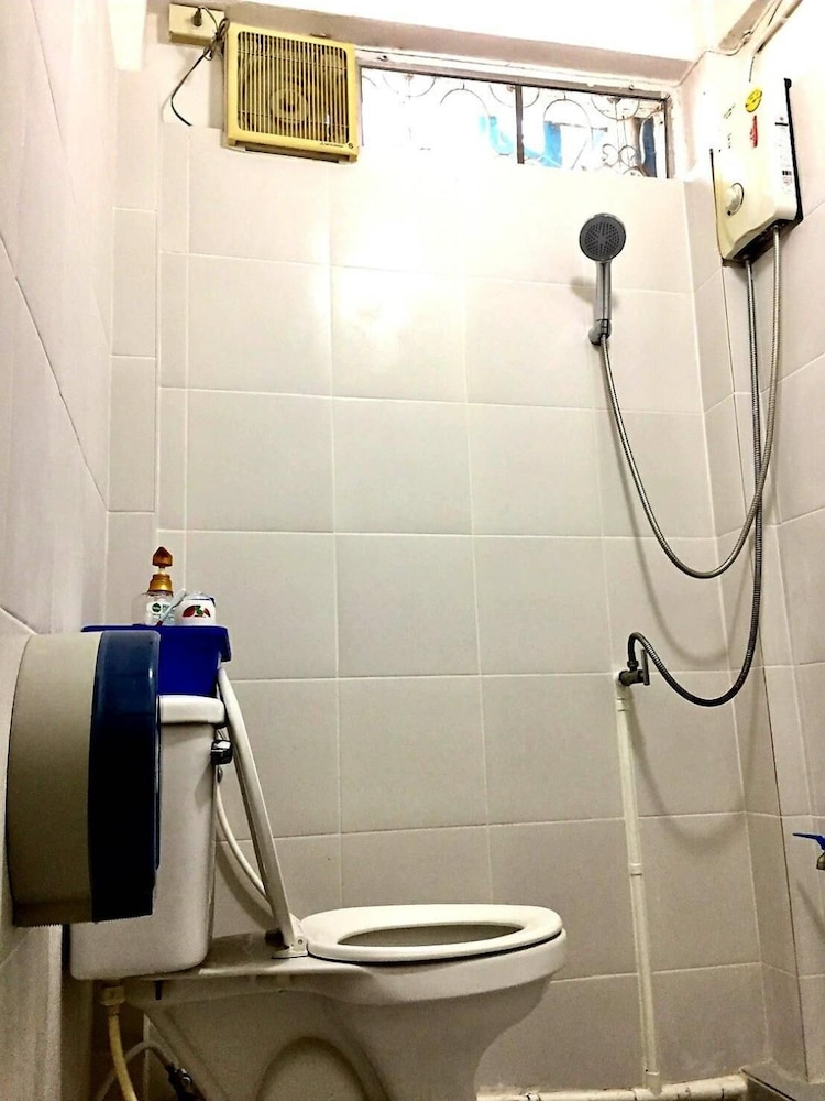 Asoke Montri Hostel