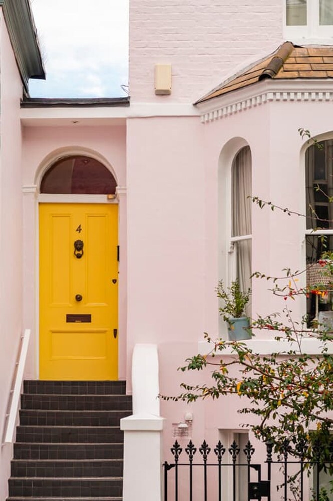 The Urban Minimalist- Notting Hill 2 Bed