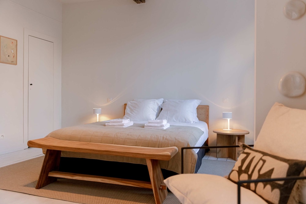 Bruges Vacations - Inviting and Bright Guest Room in City Center - Property Image 5