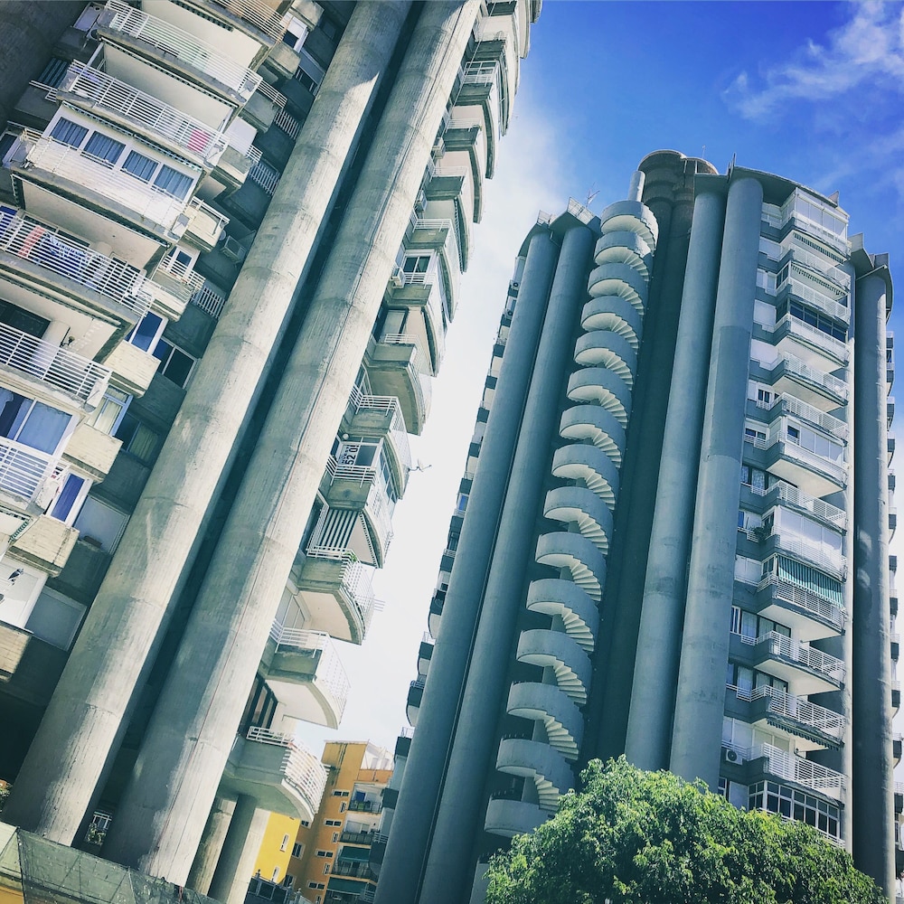 Subordan de Steram Flats