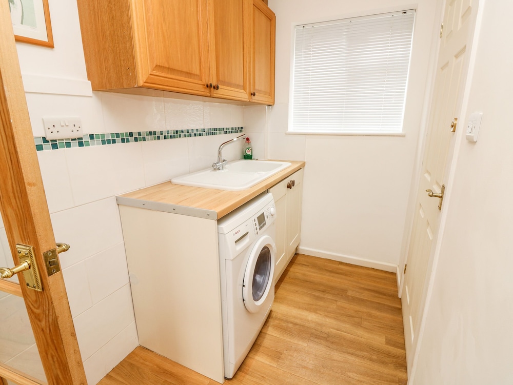6 Heytesbury Road