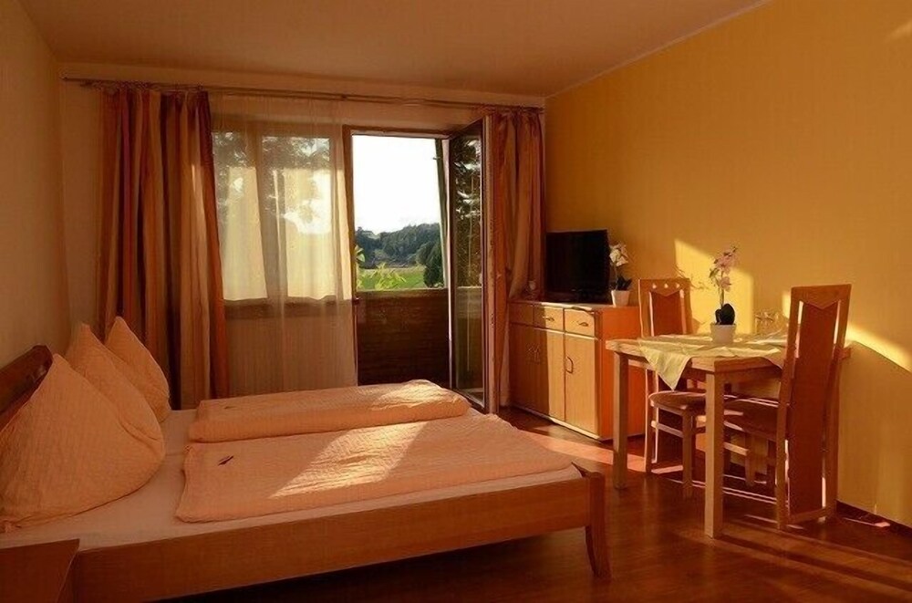 Gasthof zur Haltestelle