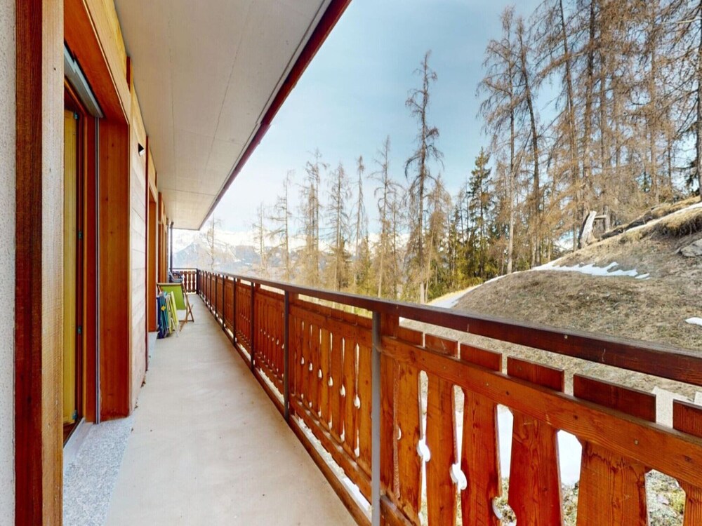 Apartment With Sauna Access