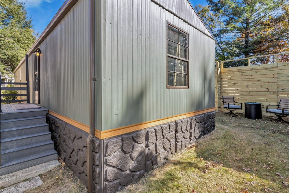 Groovy Guest House