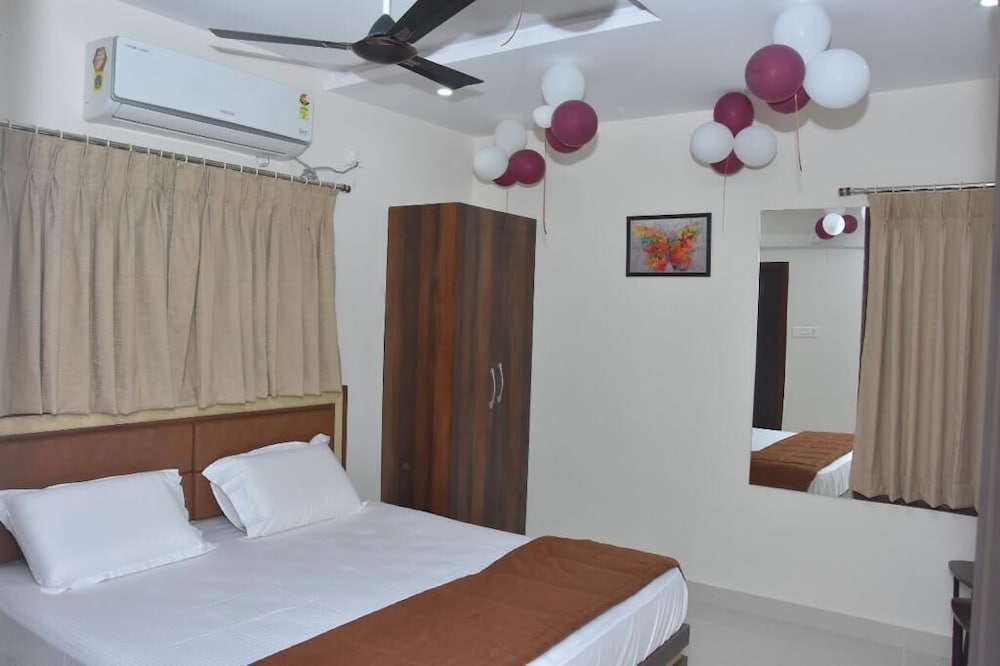 Hotel SK7 SERVICE APARTMENTS